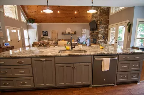 Kitchen - 299 Savior Ln, Hamilton, GA 31811 photo 5 of 10