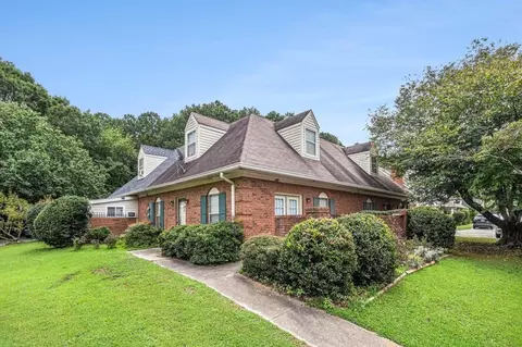877 Park Pl NE, Conyers, GA 30012