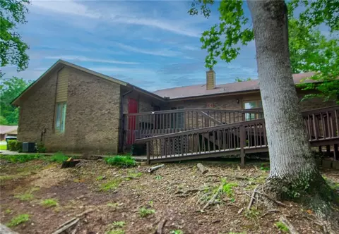 4 Bridgecrest Dr, Phenix City, AL 36867