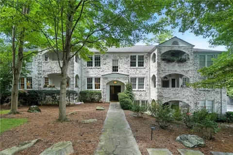77 Peachtree Memorial Dr NW #2, Atlanta, GA 30309
