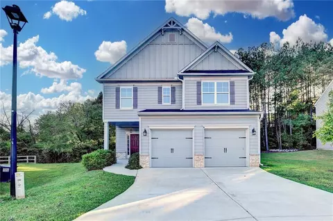 2741 Groovers Lake Pt, Lithia Springs, GA 30122