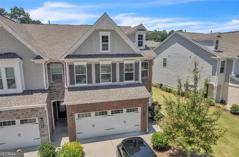 2060 Lanier Hbr, Buford, GA 30518
