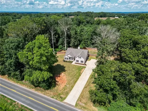 View/Area - 5240 Sandy Cross Rd, Carnesville, GA 30521 photo 1 of 3