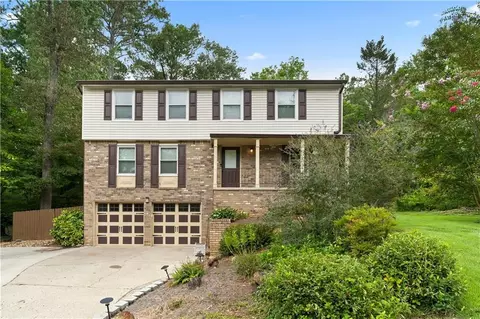 4562 N Landing Way, Marietta, GA 30066