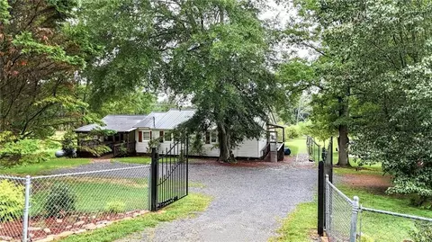 400 Hall Memorial Rd NW, Calhoun, GA 30701