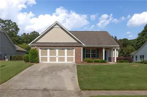 729 Stone Creek Dr, Monroe, GA 30655