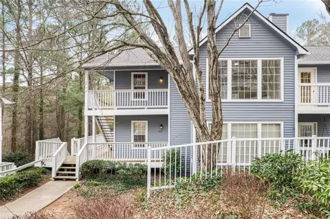 1205 Gettysburg Pl, Sandy Springs, GA 30350