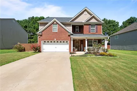 8248 Milam Loop, Fairburn, GA 30213