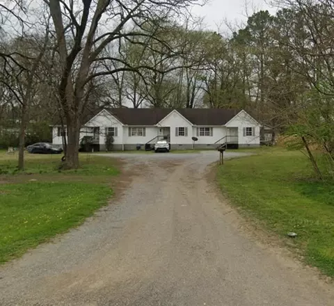 121 Clyde Dr, Cedartown, GA 30125