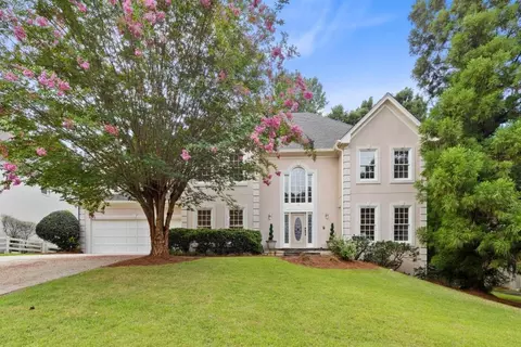 3835 Spalding Blf, Peachtree Corners, GA 30092