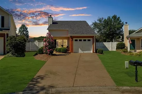 820 Camelon Ct, Alpharetta, GA 30004