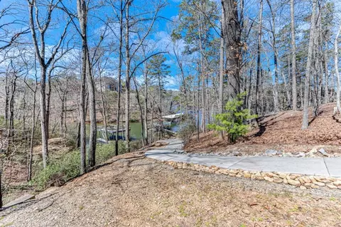 2152 Silver Cir, Gainesville, GA 30506 photo 4