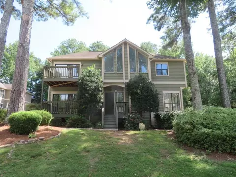 3052 Steeplechase Dr, Alpharetta, GA 30004