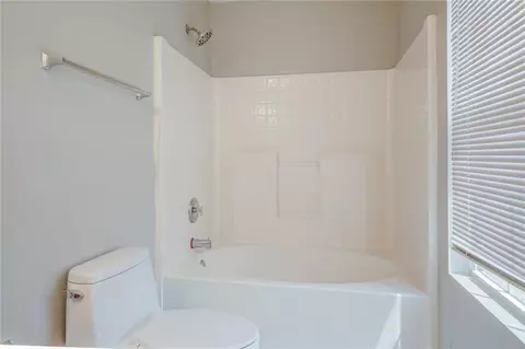 Bath - 5200 Tew Ln SW, Covington, GA 30014 photo 2 of 4