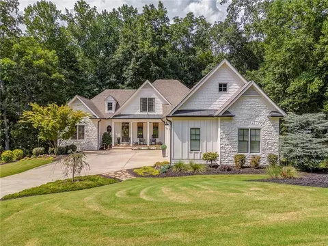 214 Heritage Town Pkwy, Canton, GA 30115