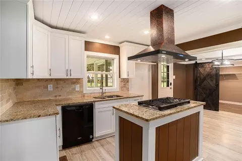 Kitchen - 12178 Brown Bridge Rd, Covington, GA 30016 photo 1 of 5