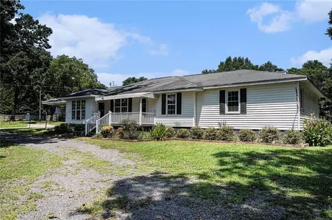 Exterior - 12178 Brown Bridge Rd, Covington, GA 30016 photo 2 of 9