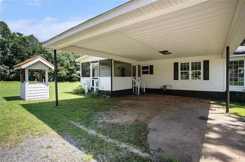 Exterior - 12178 Brown Bridge Rd, Covington, GA 30016 photo 6 of 9
