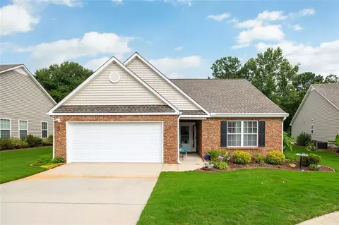417 Mockingbird Dr, Loganville, GA 30052
