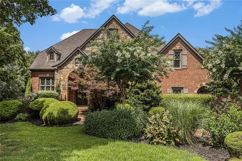 15900 Meadow King Way, Alpharetta, GA 30004