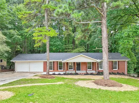 6477 Joanna St, Lithia Springs, GA 30122