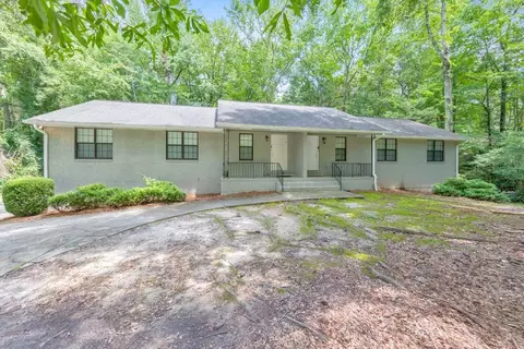 300 S Jeff Davis Dr, Fayetteville, GA 30215