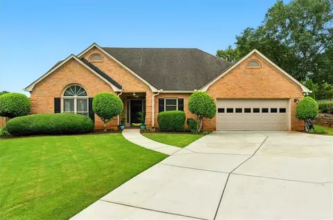 275 Singletree Trce, Alpharetta, GA 30004