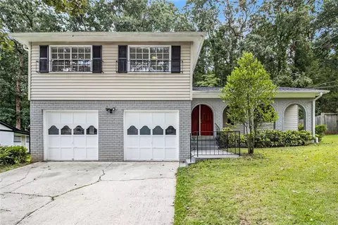 1505 Indian Forest Trl, Stone Mountain, GA 30083