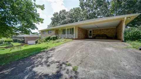 730 Mullinax Rd, Alpharetta, GA 30004