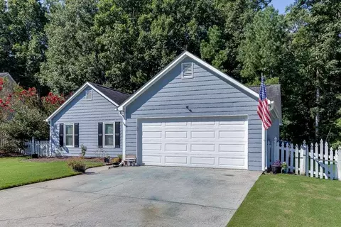 5900 River Ridge Ln, Sugar Hill, GA 30518