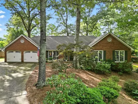 432 Lees Trce SW, Marietta, GA 30064