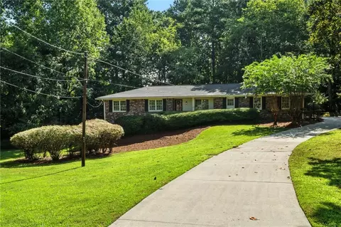 6600 Ridge Moore Dr, Doraville, GA 30360