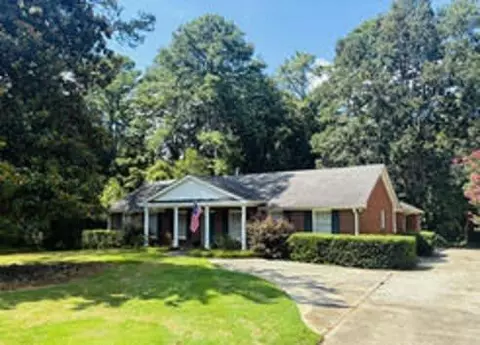 330 Burke Cir, Mcdonough, GA 30253