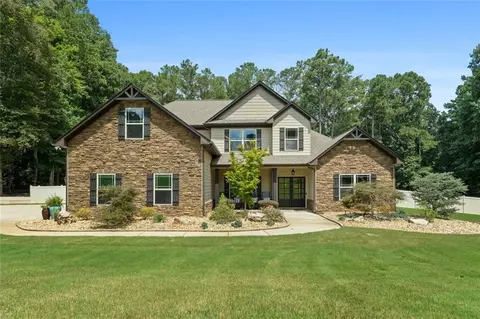 893 Eskew Rd, Mcdonough, GA 30252