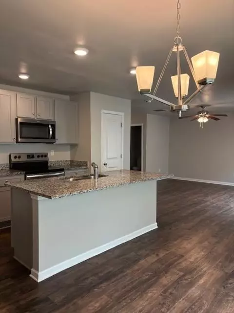 120 Oakbrook Ln, Covington, GA 30016 photo 3