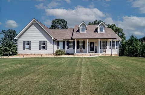 478 Oakland Dr SE, Calhoun, GA 30701