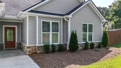 191 Fairview Oak Trl, Dallas, GA 30157