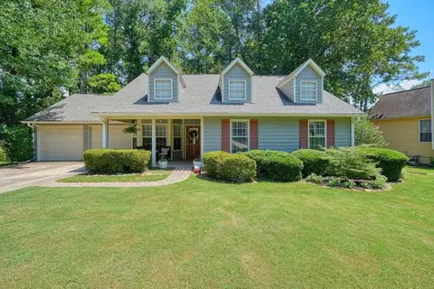 111 Rose Creek Ln, Woodstock, GA 30189