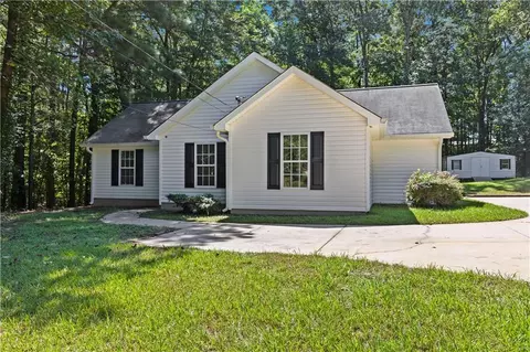 95 Brookspine St, Villa Rica, GA 30180
