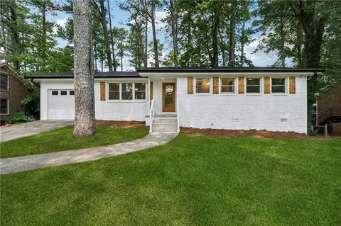 4006 Maxey Hill Dr, Stone Mountain, GA 30083