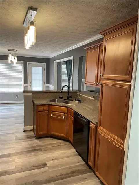 Kitchen - 101 Bridgemill Dr, Hampton, GA 30228 photo 2 of 3