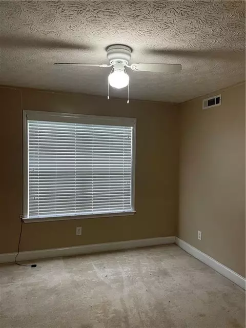 Bedroom - 101 Bridgemill Dr, Hampton, GA 30228 photo 3 of 4