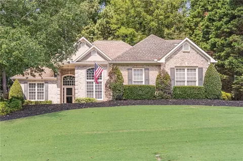 5025 Harbor Ridge Dr, Buford, GA 30518