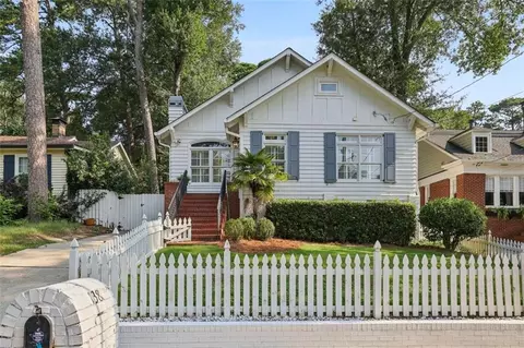 138 Peachtree Hills Ave NE, Atlanta, GA 30305