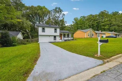 5017 Galbraith Cir, Stone Mountain, GA 30088