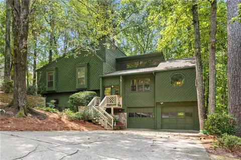 245 Spring Ridge Trce, Roswell, GA 30076