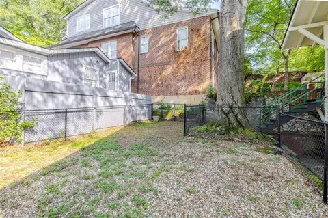 214 E 3rd St E, Rome, GA 30161 photo 8