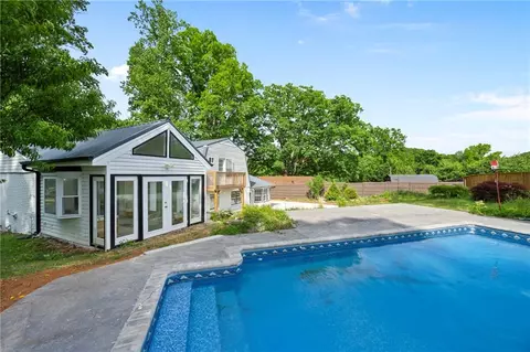 2789 Cottonwood Dr, Marietta, GA 30066