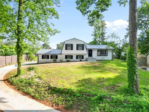 2789 Cottonwood Dr, Marietta, GA 30066