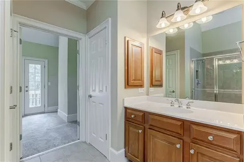 Bath - 1570 Briergate Dr, Duluth, GA 30097 photo 10 of 11